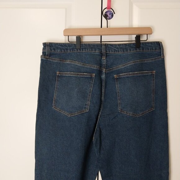 No Boundaries Super High Rise Girlfriend Juniors Jeans - Picture 6 of 7